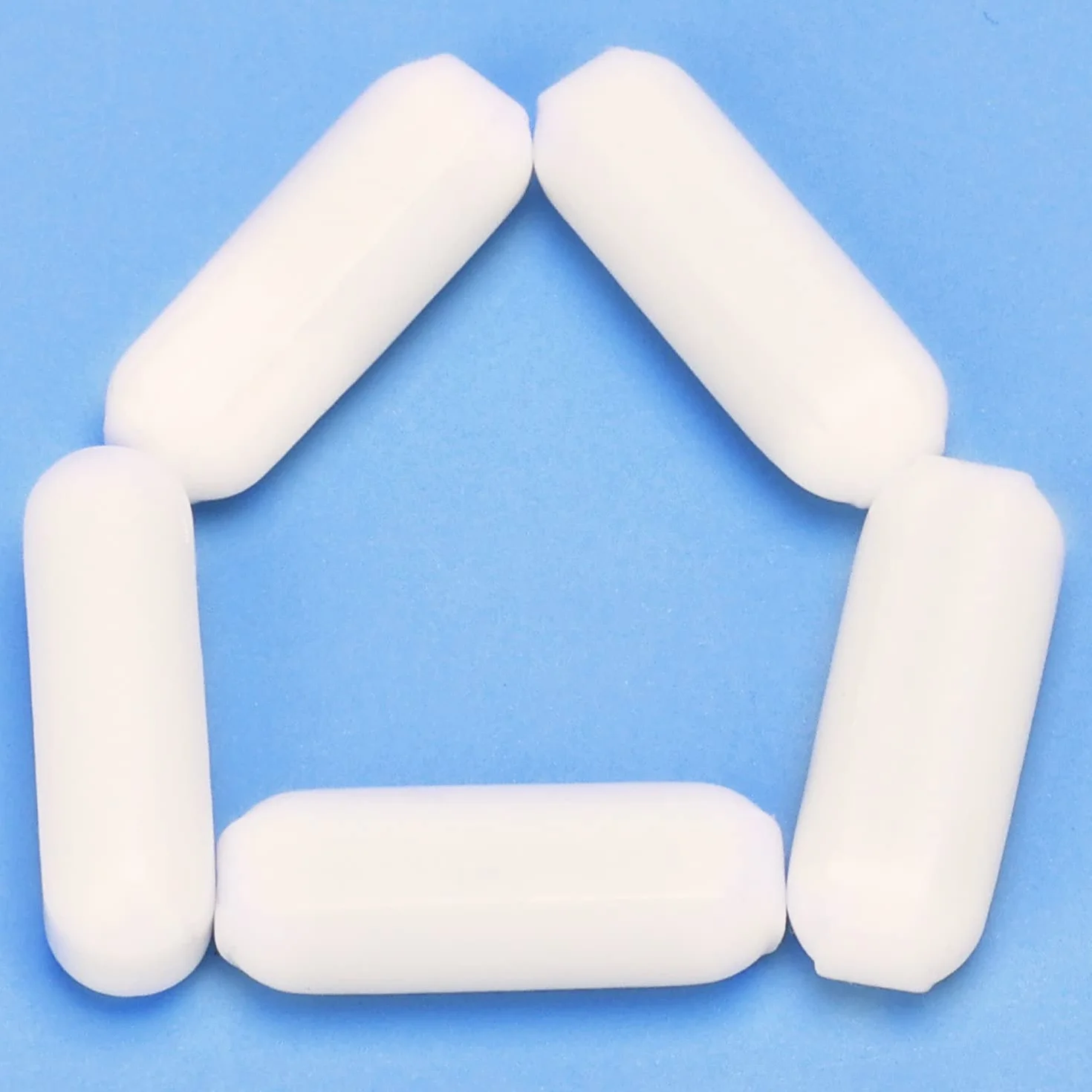 Labasics 5-częściowy zestaw magnetycznych pałeczek do mieszania PTFE, 20 mm, powlekane PTFE, białe mieszadło laboratoryjne do mieszadła, 5 szt
